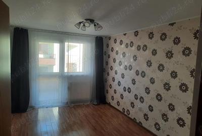 Apartament cu 3 camere semidecomandat în Sud - 5