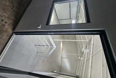 Spațiu comercial, de 375 mp, în Poiana - 8