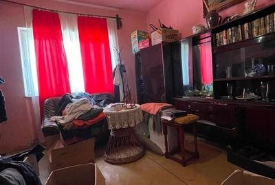 Casă cu 3 camere cu Teren 3125 Mp în Central - 5