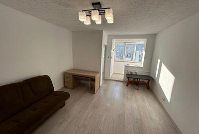 Garsoniera Titan 31 MP Bloc Reabilitat 8 Min Metrou Instalatii Schimbate Garsoniera Titan 31 MP Bloc Reabilitat 8 Min Metrou Instalatii Schimbate - 1