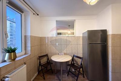 Apartament cu 3 camere în inima orașului Cluj-Napoca - 12