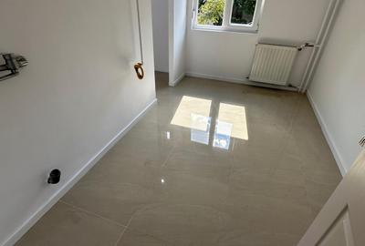 Zona Steaua .. 2 camere ... complet renovat .. S = 56 mp plus balcon - 7