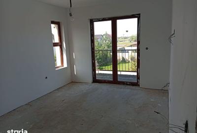 Casă cu 4 camere cu Teren 468 Mp în Central - 7