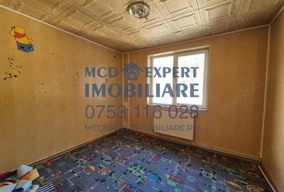 Apartament cu 4 camere decomandat în Central - 3