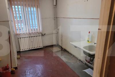 Apartament 3 camere, 98 mp, zona Alfa - 7
