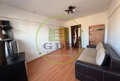 Apartament cu 3 camere decomandat, mobilat în 1 Mai
