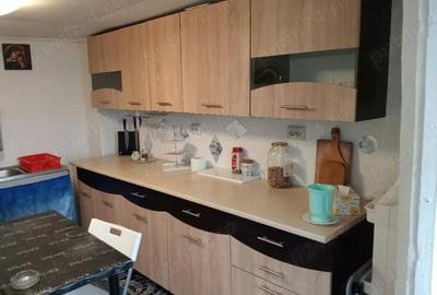 Casă cu 4 camere cu Teren 2200 Mp în Puieni - 4