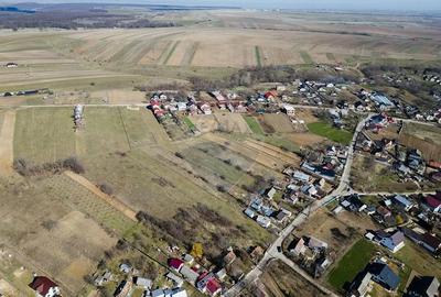 Teren de 3800 mp, în Burdujeni - 1