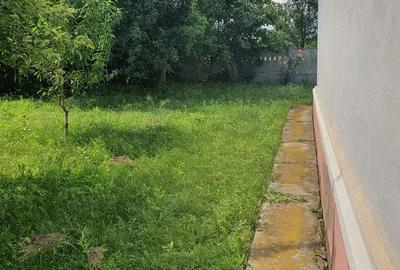 Casă cu 5 camere cu Teren 3000 Mp în Butoiești