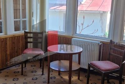 Casă cu 3 camere în Central - 11