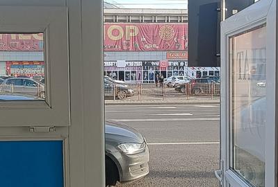 Apartament cu 3 camere decomandat în Central - 2