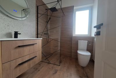 Duplex cu 5 camere cu Canalizare în Dumbrăvița - 4