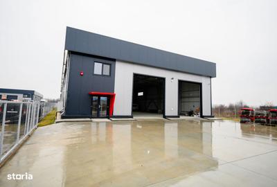 Spațiu comercial, de 1,000 mp, în Central - 3