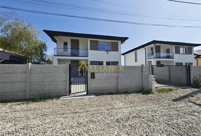 Casă individuală cu 5 camere cu Teren 400 Mp în Berceni