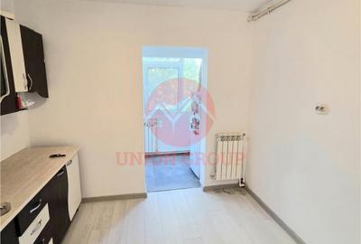 Apartament cu 3 camere decomandat în Central - 10