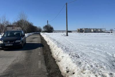 Teren de 2000 mp, în Creața - 3