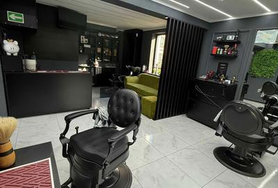 Spațiu comercial, de 43 mp, în Central - 3