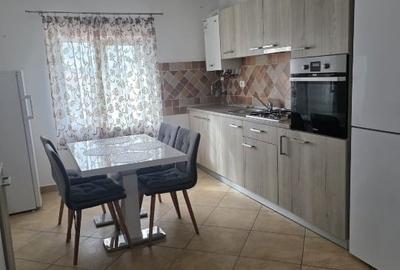 Apartament cu 3 camere decomandat, mobilat în Central - 5