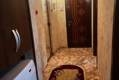 Apartament cu 2 camere decomandat în Micro 13 - 2