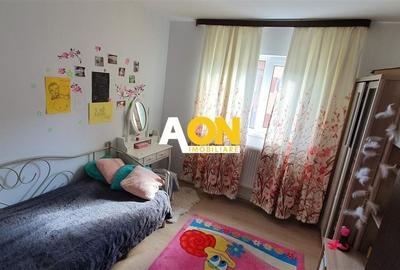 Apartament 3 camere, etaj intermediar, Cetate - 4