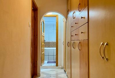 Apartament cu 4 camere decomandat în Colentina - 12