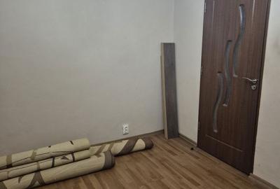 Apartament cu 3 camere decomandat în Steaua - 2