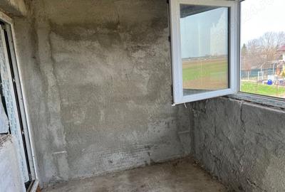 Casă cu 6 camere cu Teren 2000 Mp în Uliești - 9