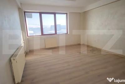 Spațiu comercial, de 130 mp, în Central - 1