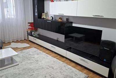 Apartament cu 3 camere decomandat în Mircea cel Bătrân - 2