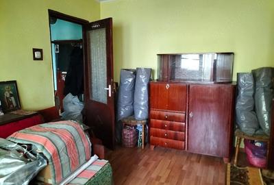 Apartament cu 3 camere semidecomandat, mobilat în Zimbru - 4