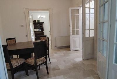 Vanzare Casa Interbelica- 3 Camere - 6