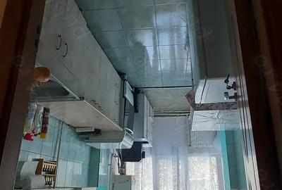 Apartament cu 2 camere decomandat în Tecuci - 2