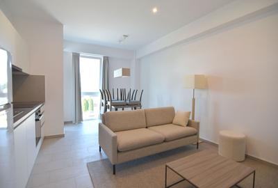 Apartament cu 2 camere semidecomandat, mobilat în Soarelui