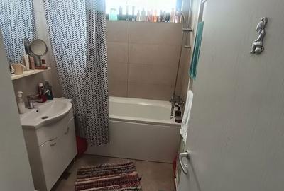 Apartament cu 3 camere decomandat în Central - 8