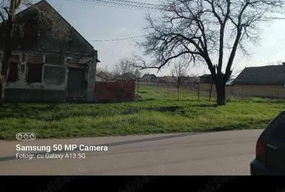 Teren de 1439 mp, în Bobda - 6