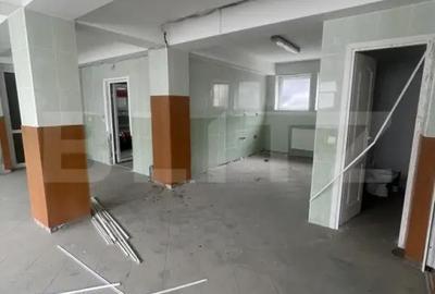 Spațiu comercial, de 140 mp, în Centura - 3