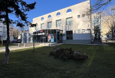 Spațiu comercial, de 317 mp, în Pașcani - 1