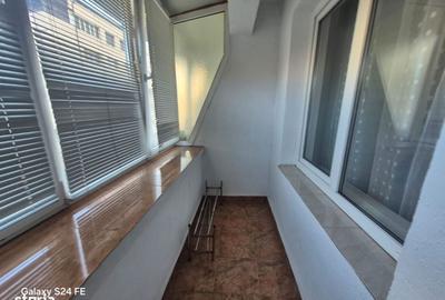 Apartament cu 3 camere în Central - 8