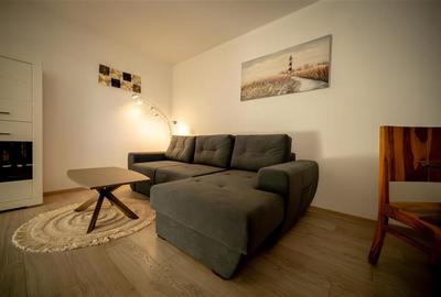 Apartament cu 2 camere decomandat în Tractorul - 4