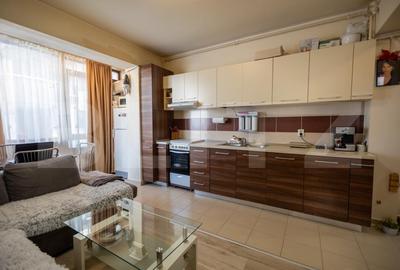 Apartament cu 3 camere, 53 mp, 2 balcoane, parcare, zona Salaj - 4