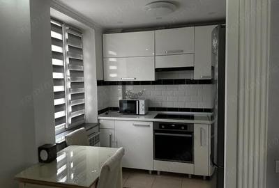 Garsonieră decomandată în Gorjului - 3