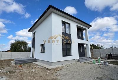 Casă cu 4 camere în Singureni - 2