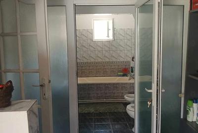 Casă cu 5 camere cu Teren 2019 Mp în Bulgăruș - 2