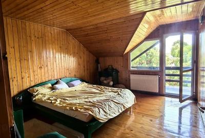 Casă cu 7 camere cu Teren 413 Mp în Central