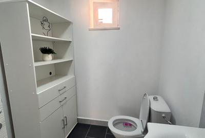Spațiu comercial, de 60 mp, în Șărmășag - 2