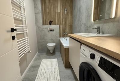 Apartament de 3 camere, 56 mp utili , zona Terra - 15