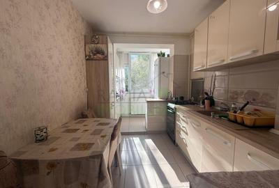Apartament cu 3 camere semidecomandat, mobilat în Centrul Civic - 6