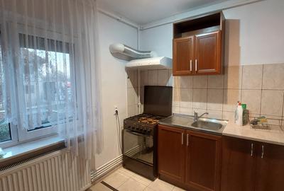 Inchiriez 2 camere - 7