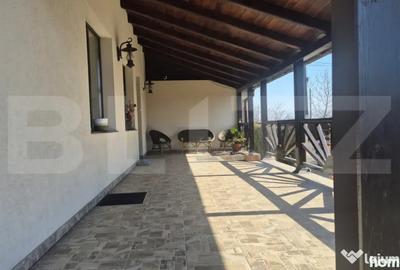 Casă cu 5 camere cu Teren 1487 Mp în Lazuri - 3