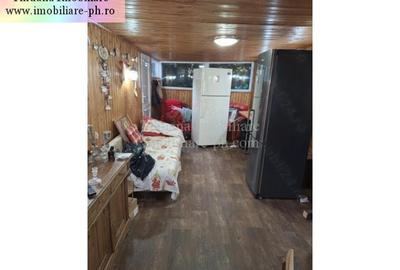 Casa de vanzare - str.8 Martie - 5